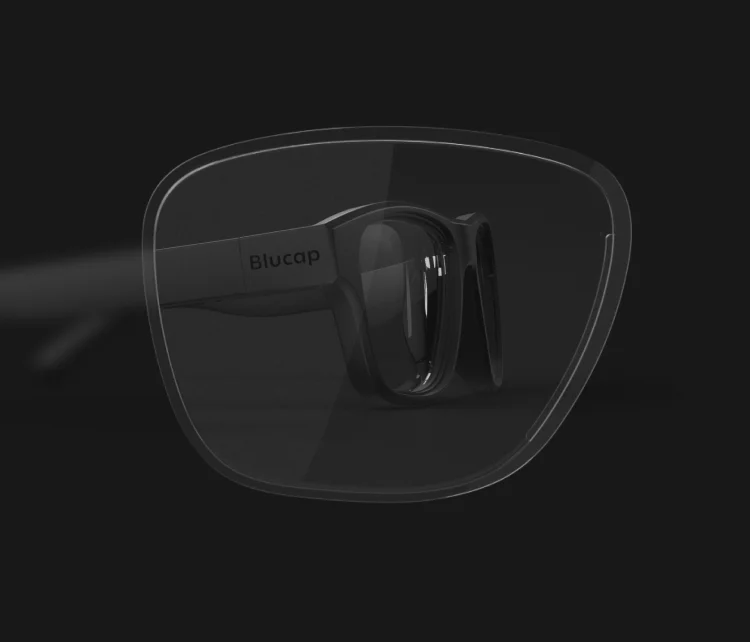 Blucap Moto prescription lenses, view 1