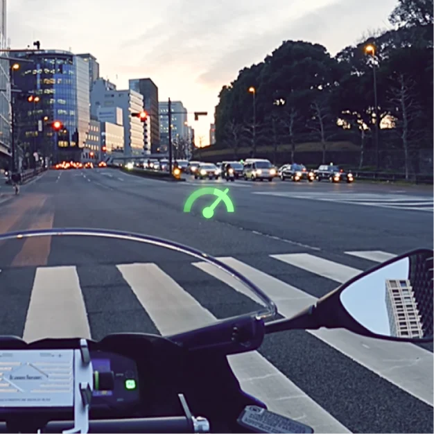 Speed alert in the heads-up display